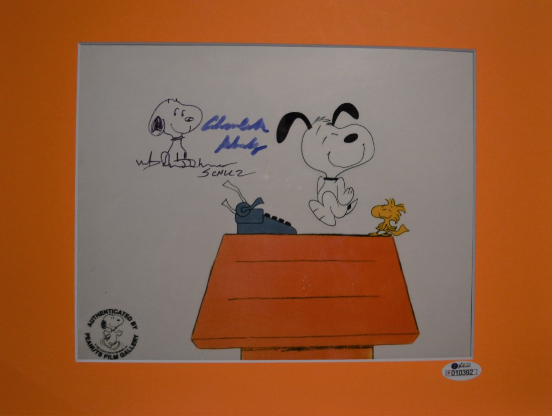 Snoopy Sign Sketch , Peanuts Sign Snoopy , Snoopy Draw: Awesome very rare Snoopy Hand Drawn Sketch , this is a Relist due to a non paying bidder , a beautiful item rare... sign by Charles Schulz and drawn by the man himself all items are for charity in Det