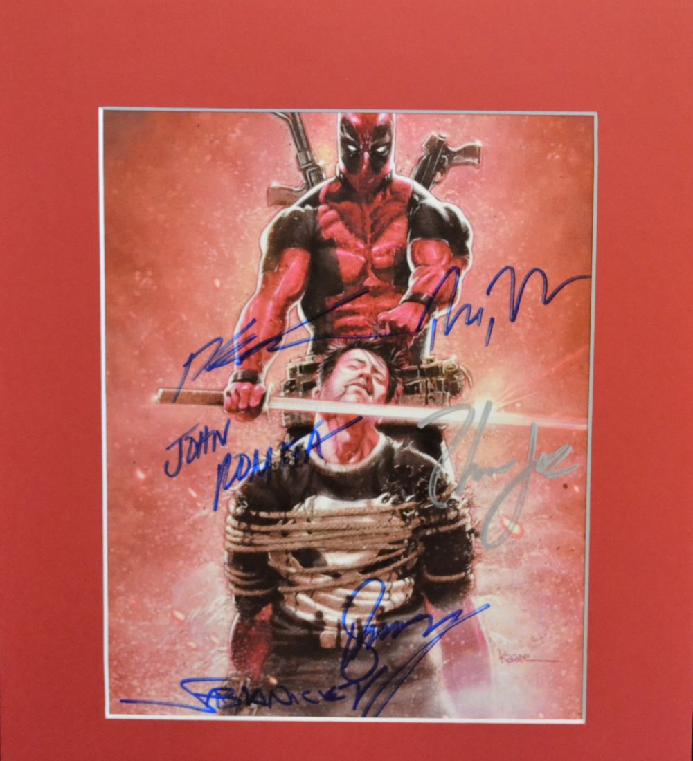 Deadpool Autograph Photo , Punisher Sign Photo: Very Rare Autograph Photo of Deadpool and punisher this rare photo is sign by Ryan Reynolds , Thomas Jane , john Romita , rob liefeld , fabian nicieza , Gerry Conway very rare and a one of a kind Abso
