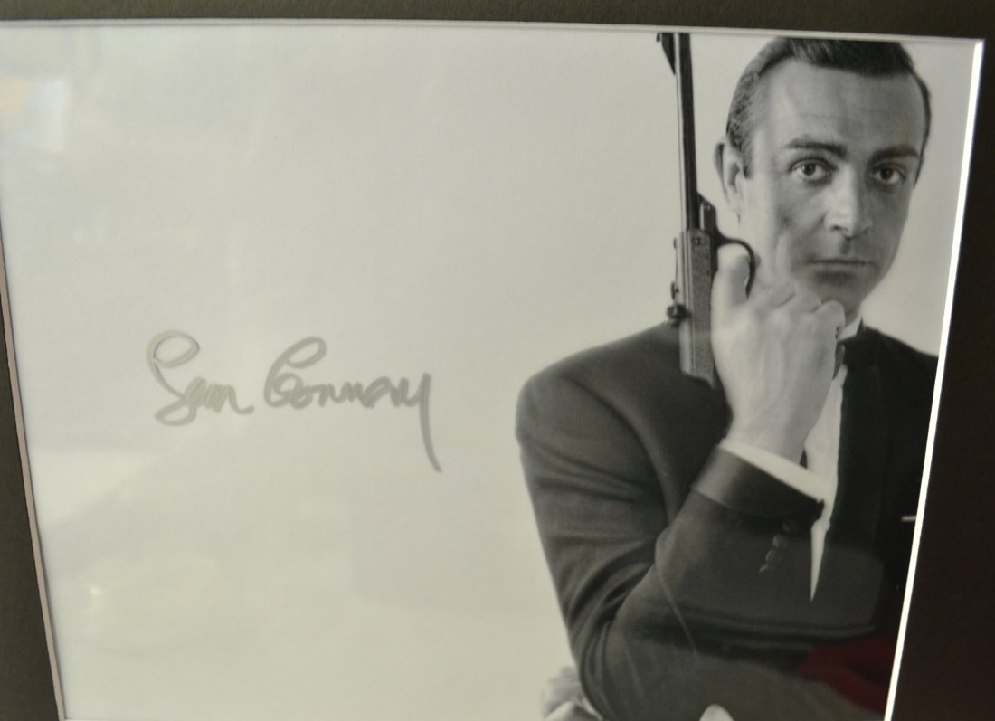Sean Connery James Bond Autograph Photo: Very Rare Autograph , this is a beautiful very tough autograph photo is sign by Sir Sean Connery as James Bond, very rare , sadly sean passed Absolute beautiful sign photo you can not get this any lon