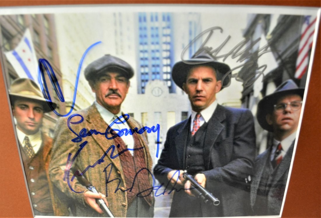 the Untouchables Sean Connery Autograph Photo cast sign: Very Rare Autograph , this is a beautiful very tough autograph photo is sign by sir sean connery , kevin costner, andy garcia, robert deniro and charles martin smith very rare cast Absolute beautiful
