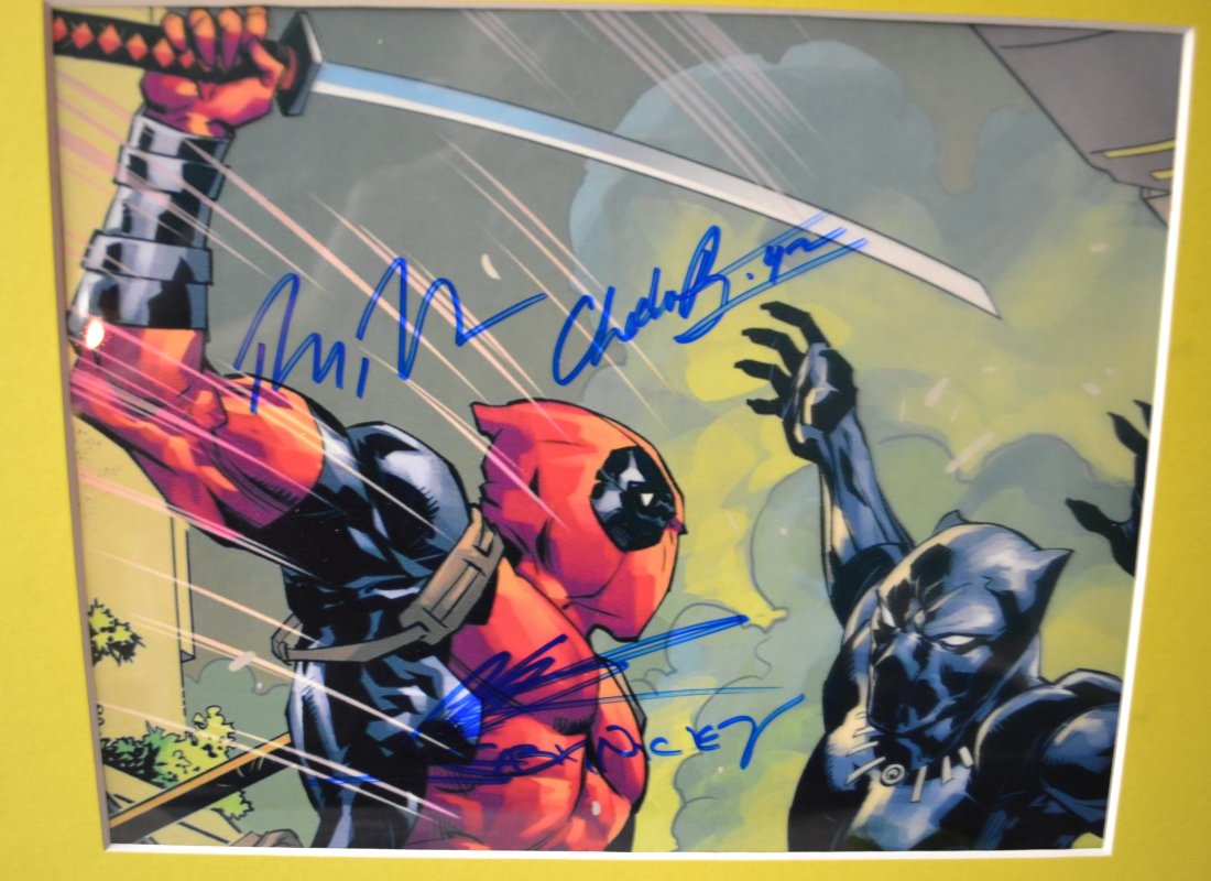 DeadPool Autograph Photo, Black panther Autograph photo: Very Rare Autograph , this is a beautiful very tough autograph photo is sign by ryan reynolds, chadwick boseman, and creators robert lifield and fabianAbsolute beautiful sign photo you can not get thi
