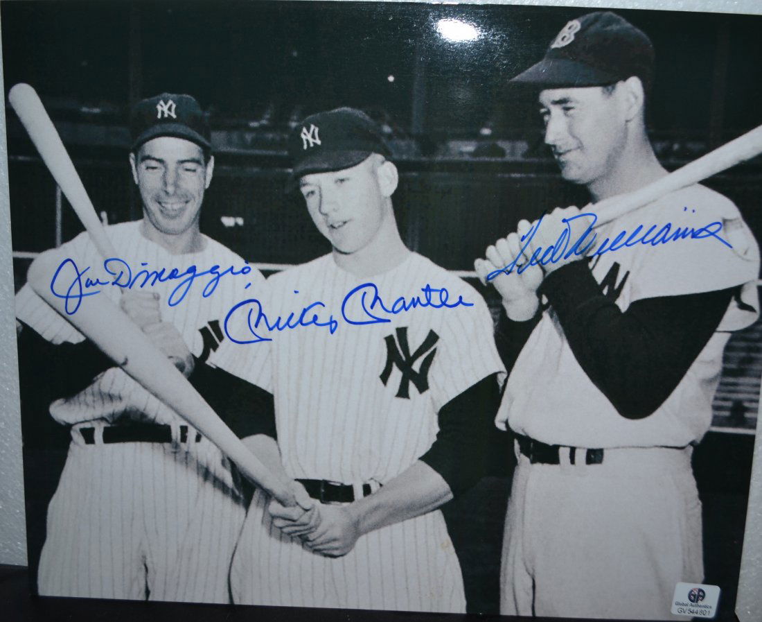 Yankees Autograph Photo , Mickey Mantle Signed Yankee (1 of 2)