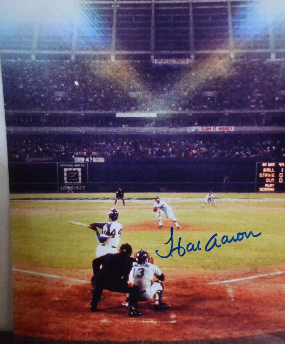 Hank Aaron Signed Photo , Hank Aaron Autograph (1 of 2)
