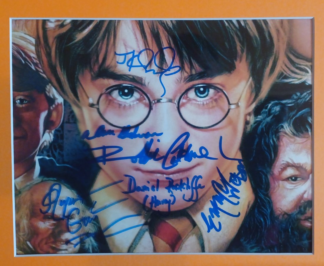 Harry Potter Autograph , Harry Potter Sign Cast Photo (1 of 3)