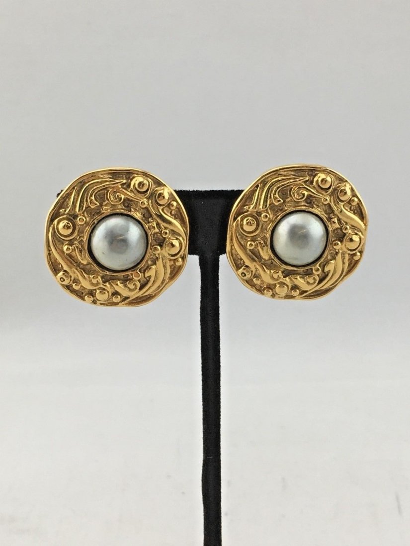 Chanel Vintage earrings (1 of 5)