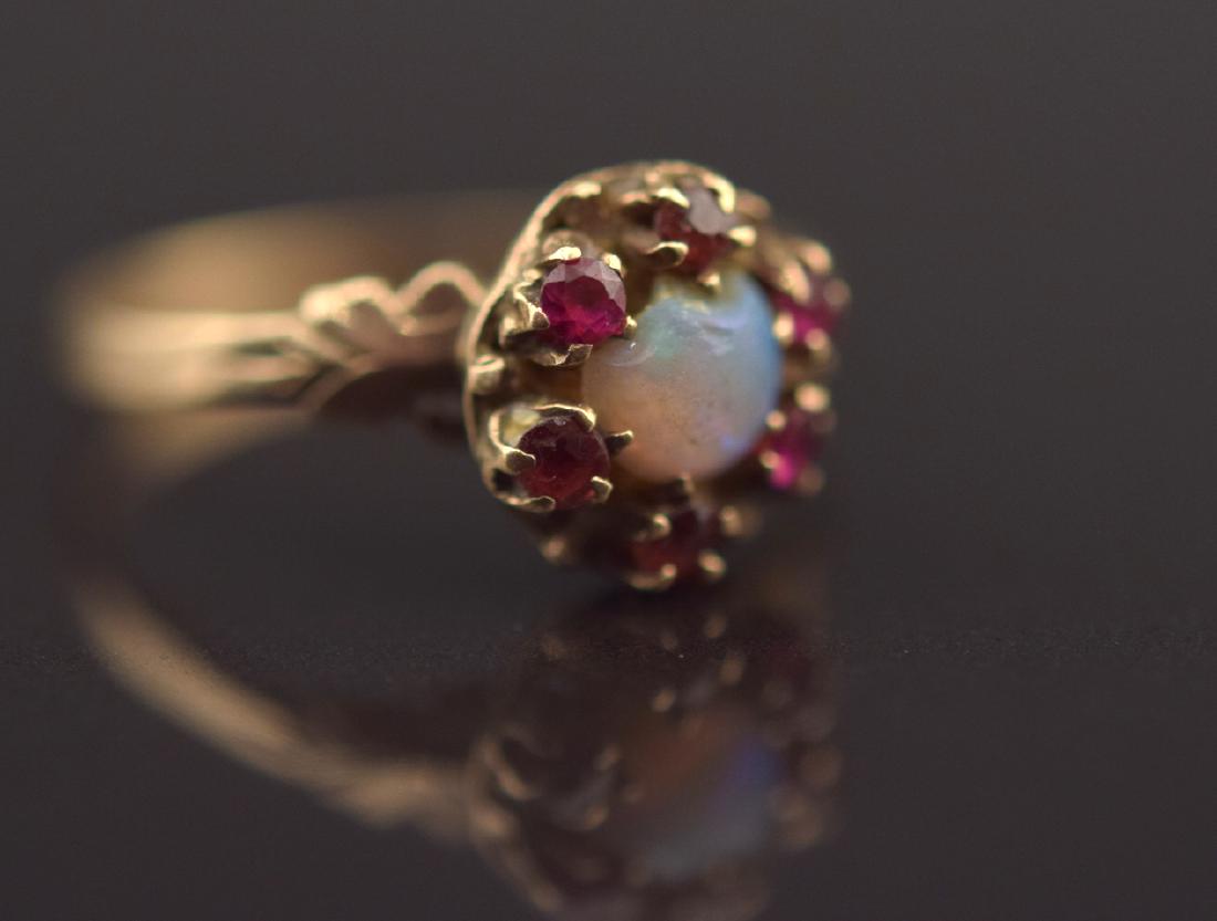 Colored Gemstone Ring;: Victorian Gold Colored Gemstone Ring; 10k Yellow Gold; Victorian; 1.30dwt; Size 7 1/2.