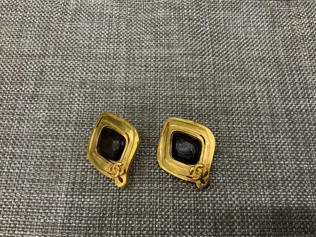 Chanel clip on earrings (1 of 4)