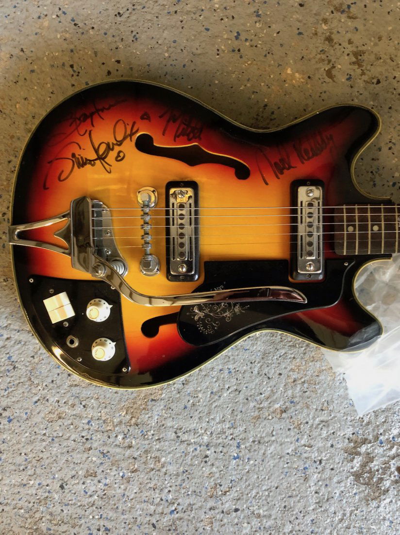 Signed Jimi Hendrix Guitar (1 of 1)