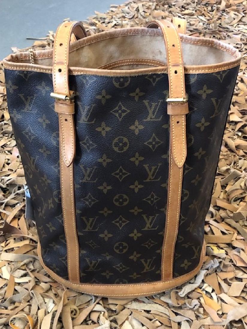 Louis Vuitton  Bucket  GM Bag (1 of 6)
