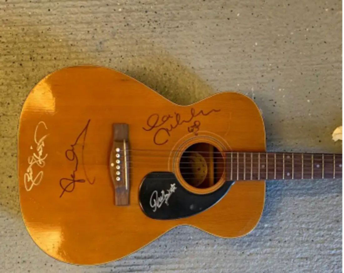 Signed Beatles Acoustic Guitar: Signed by John Lennon, Paul McCartney, George Harrison, Ringo Starr
