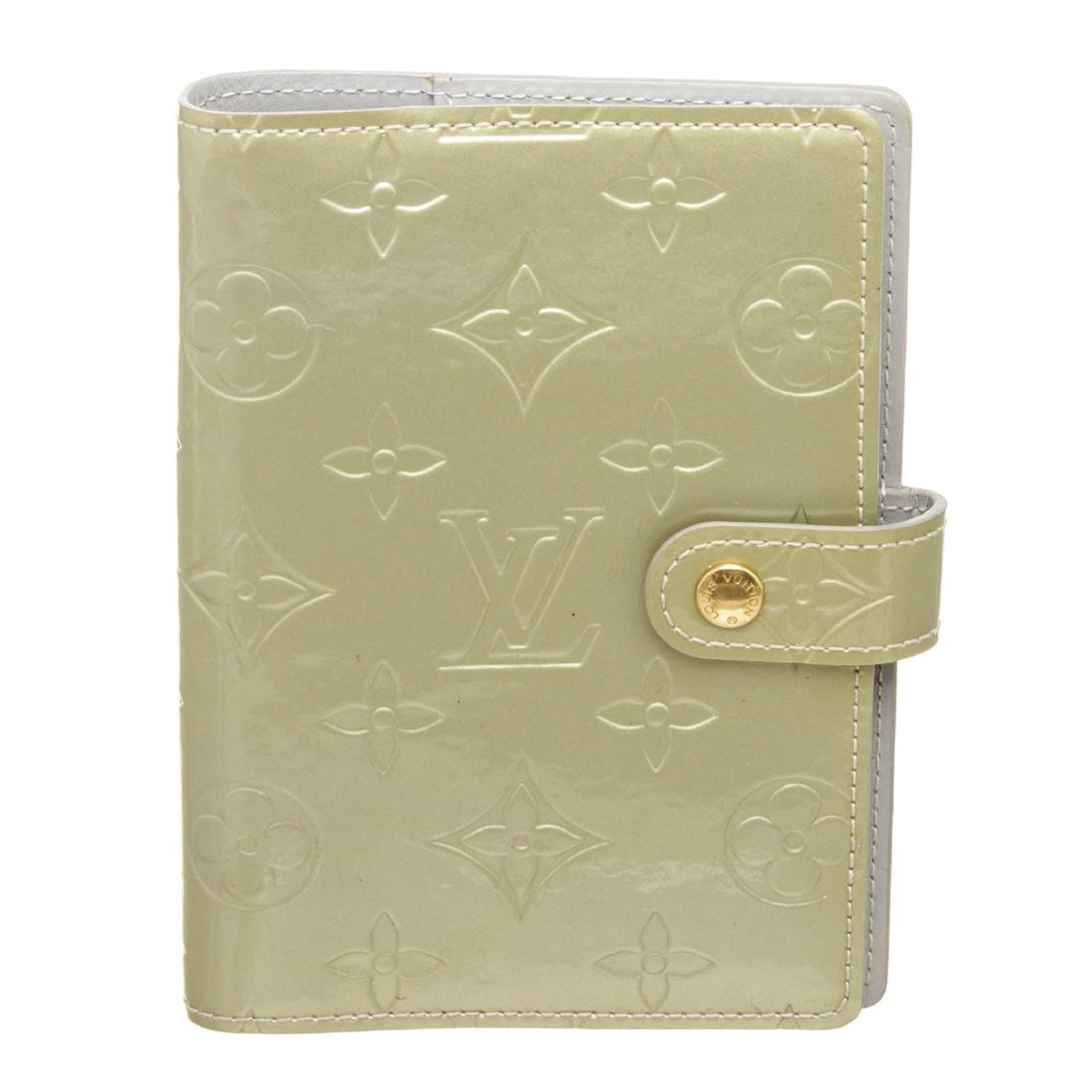 Louis Vuitton Green Vernis Leather Small Ring Agenda: Brand:Louis Vuitton Style:Green Vernis Leather Small Ring Agenda Cover Description:Light Green Small Agenda Cover with gold-tone hardware, leather lining, three card slots at interior wall and snap cl