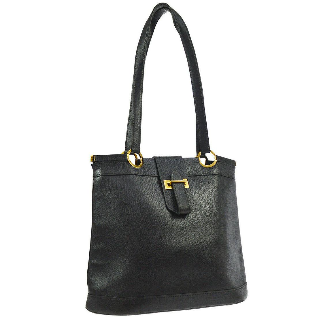 HERMES BERRY Tote Bag: Brand: Hermes Style: HERMES BERRY Shoulder Tote Bag Black Ardennes â—¯U France Vintage Description: HERMES BERRY Shoulder Tote Bag , Black Vachette Grainee Des Ardennes . Outside: - none Inside: Z