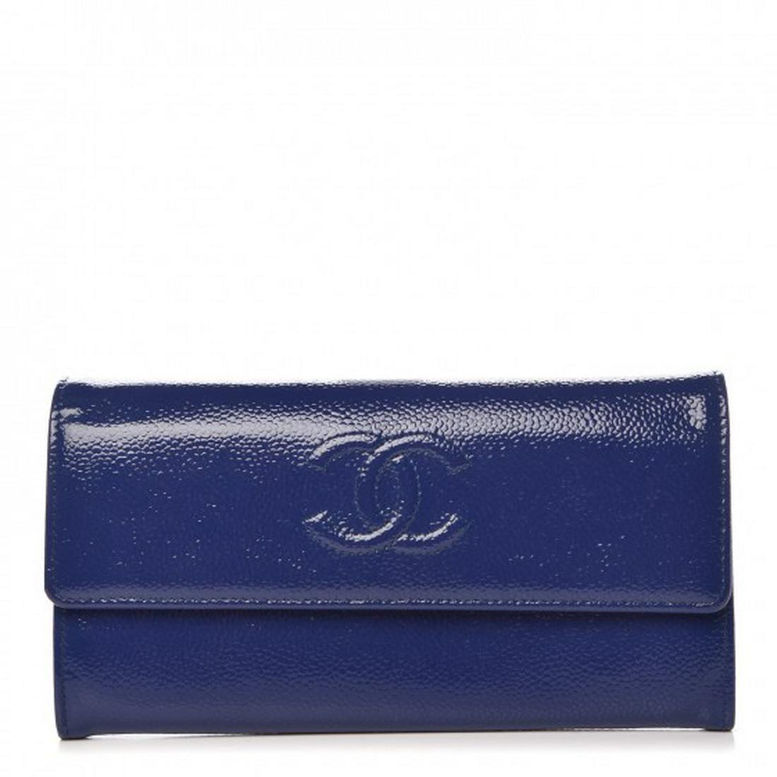 CHANEL Caviar  Large Flap Wallet (1 of 6)