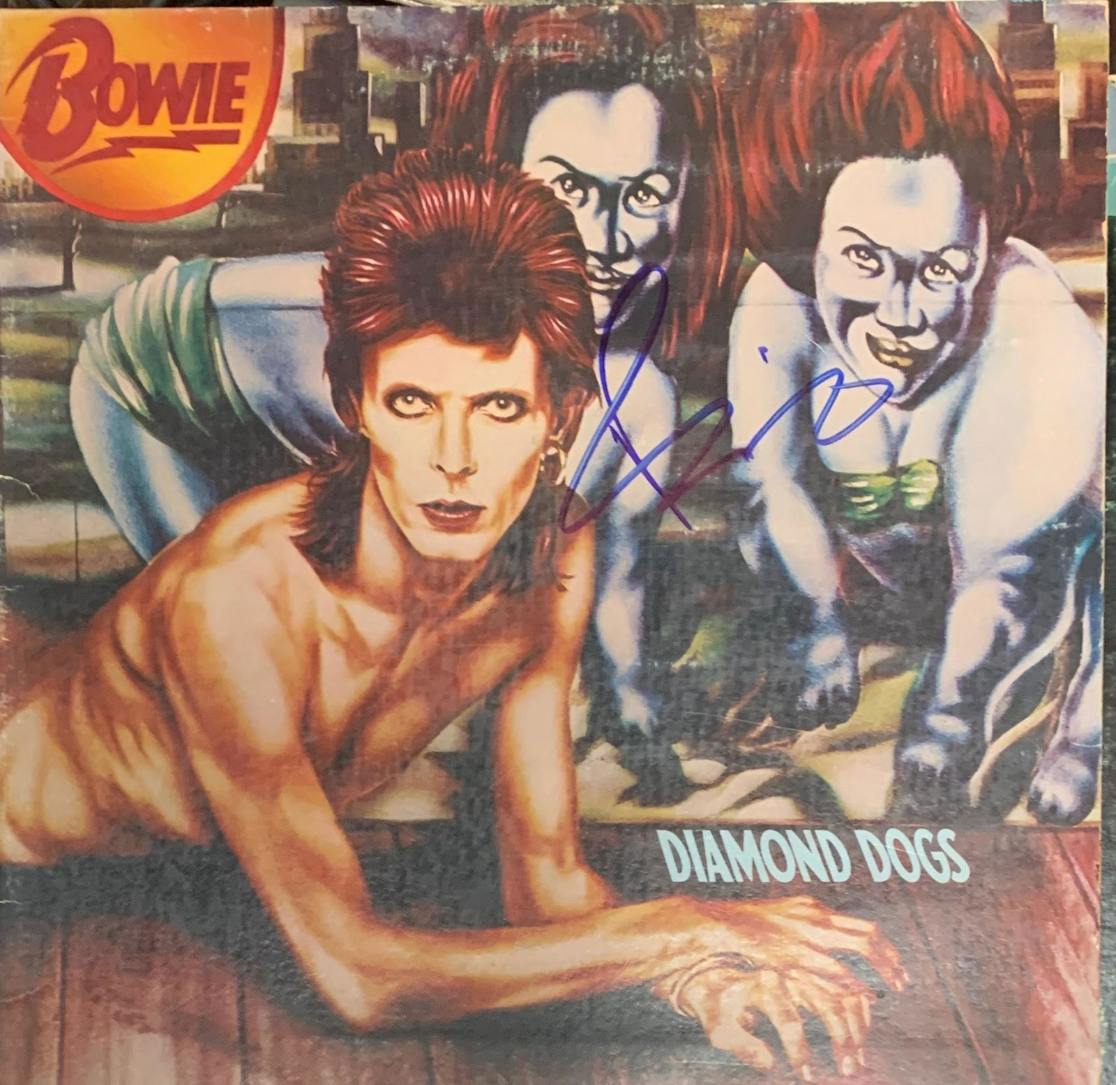 Signed Diamond Dogs Album: Signed by David Bowie