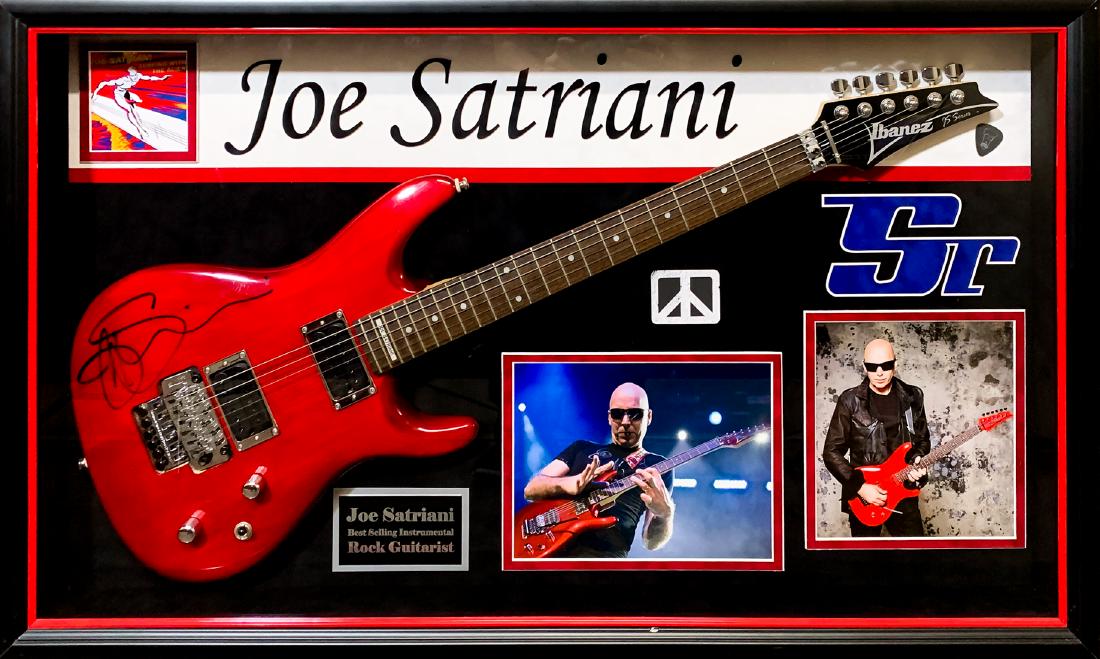 GUITAR Legend JOE SATRIANI Signed Ibanez JS Series (1 of 4)