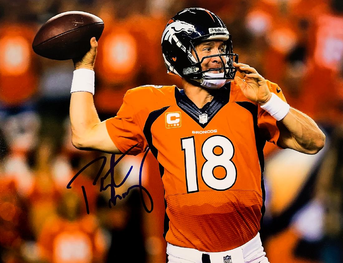 "BRONCOS" Peyton Manning signed 11x14 Photo (1 of 2)