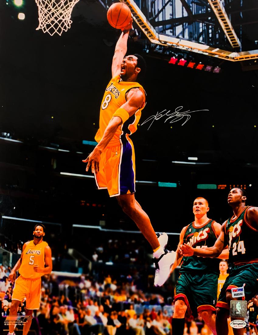 "LAKERS" Kobe Bryant Signed (PSA) 16x20 Photo (1 of 4)