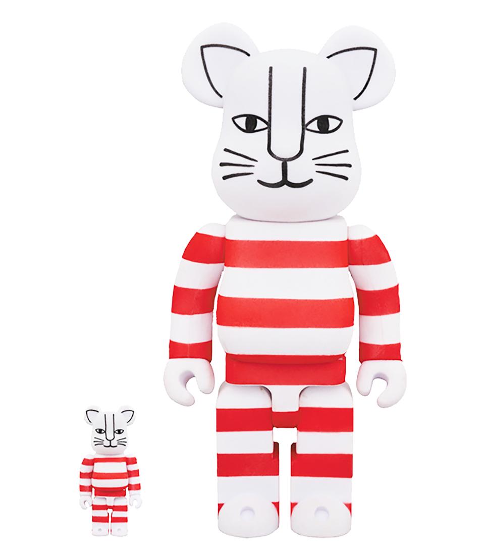 LISA LARSON x BE@RBRICK 'Mikey Flocky' Art Figure Set: 'Mikey Flocky' by Lisa Larson, 2016 Officially licensed figure by Be@rbrick x Medicom Toy. 400% figure (11 Inches tall) + 100% figure (2.8 Inches tall) 11.8 x 7.9 x 4.7 Inches (box) Collectible painte