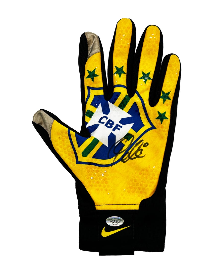 CBF (Brazil) 'Pele' (2016) Hand-Signed Soccer Glove (1 of 6)