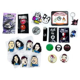 STREET ART 'Pins/Buttons/Keyrings' 15-Artist/Gallery Collection