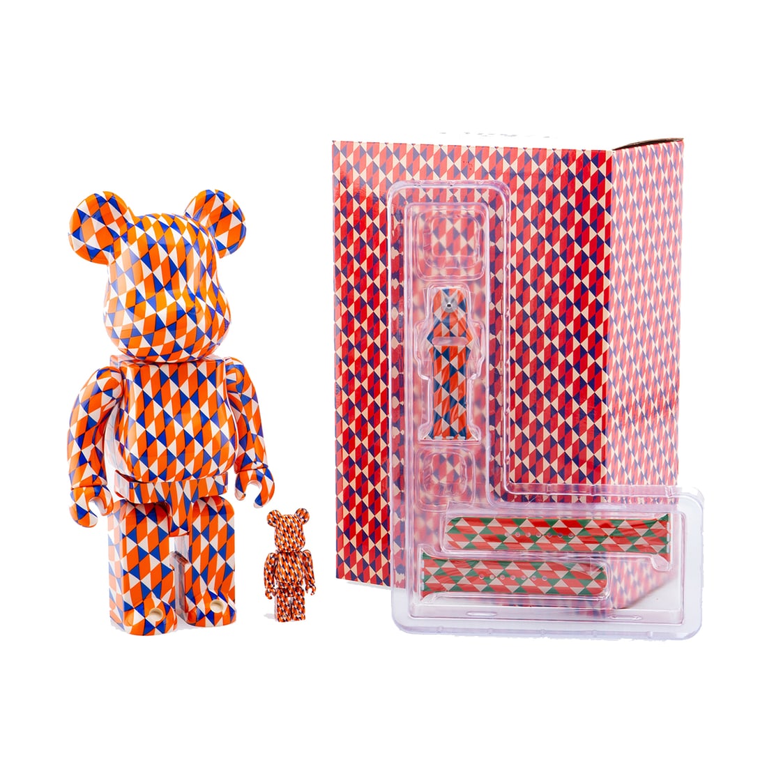 BARRY McGEE x Apple 'Be@rbrick Set' (2018) RARE Designer Art Figures + Watch Bands: 'Be@rbrick Set' by Barry McGee, 2018 Limited Edition figure set collab. with Medicom Toy. Special crossover with Apple for the Apple Watch with McGee's colorful geometric pattern style. 400% figure (1
