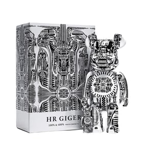 H.R. GIGER x Be@rbrick 'White Chrome' (2020) Designer Vinyl Art Figure Set