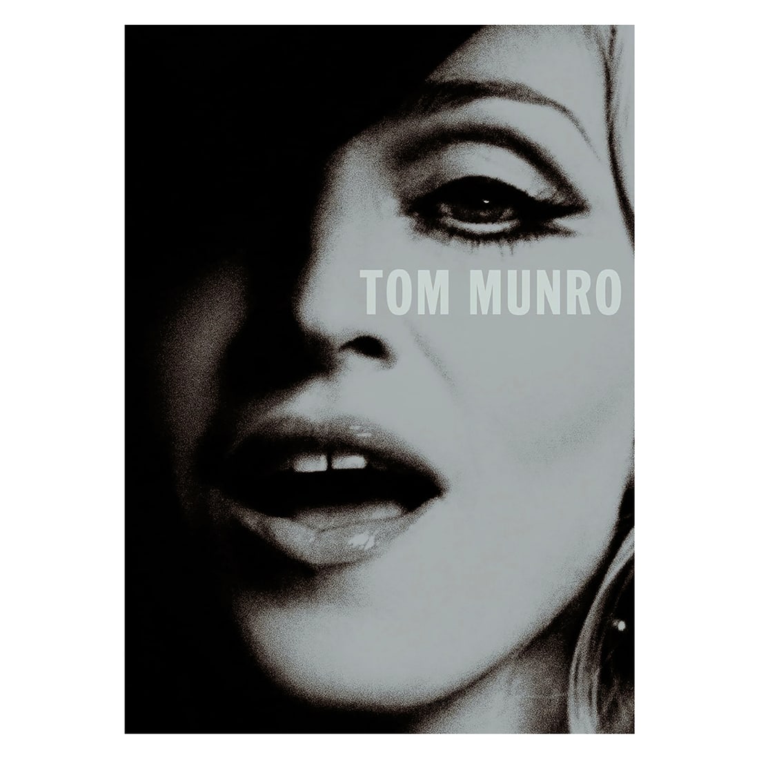 TOM MUNRO 'Tom Munro' (2010) Hardcover Celebrity Photography Book: 'Tom Munro' by Tom Munro, 2010 A seductive gallery of iconic celebrities captured through Tom Munro’s cinematic, psychologically charged lens. 13.62 x 10.14 x 1.25 Inches 34.6 x 25.8 x 3.2