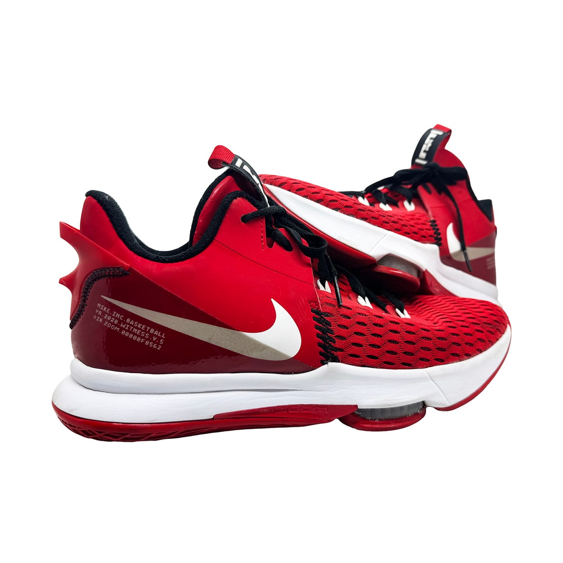 NIKE 'LeBron James Witness 5' (2021) “University Red?? Basketball Shoes: LeBron James Witness 5' by Nike, 2021University Red colorwaySize: 11.5 US; 10.5 UK (mns)Performance-driven silhouette basketball shoe.Breathable mesh upper, strong sculpted heel support.Signature LeBr