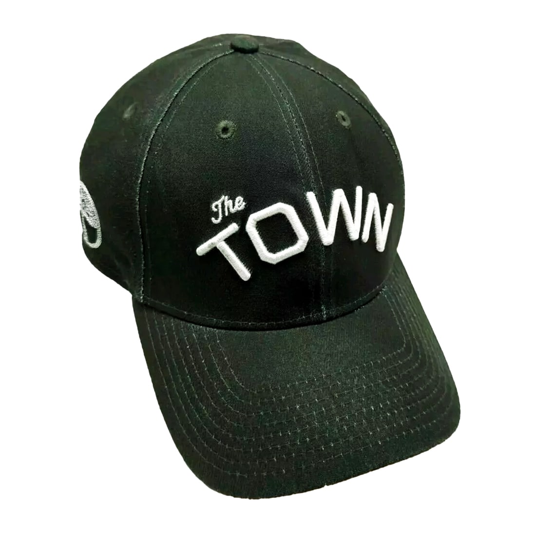 GOLDEN STATE WARRIORS 'New Era: The Town' (green) NEW Pro-Fit Hat: Warriors: The Town' by New EraOfficially licensed Pro-Fit fitted hat.Color(s): dark greenSize: M/L39Thirty model with "The Town" text logo embroidered on front panel.Embroidered "NE" New Era logo on