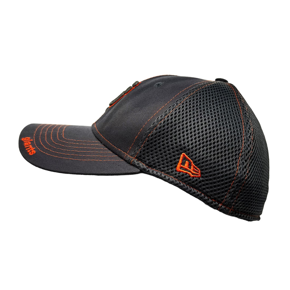 SAN FRANCISCO GIANTS 'New Era' (grey) Pro-Fit Hat: San Francisco Giants' by New EraOfficially licensed Pro-Fit fitted hat.Color(s): grey w/orange stitching.Size: M/L39Thirty model with classic "SF" logo embroidered on front panel.Embroidered "NE" New 