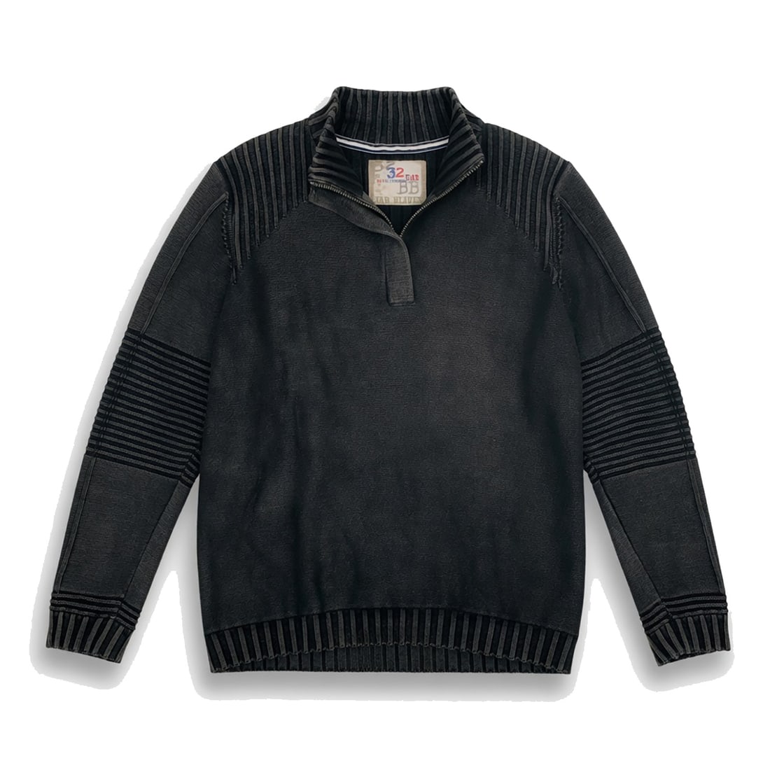 32 BAR BLUES 'V-Neck Sweater' (2010-2012) Men's XXL 1/4 Zip Washed Black Pullover: ‘V-Neck Sweater’ by 32 Bar Blues, circa 2010–2012 Men’s quarter-zip pullover sweater in a substantial ribbed cotton knit. Color: Washed Black Size: Men’s XX