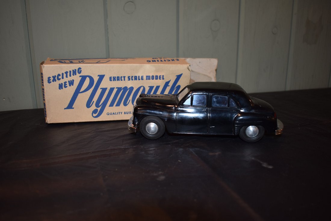 Vintage AMT Motorized Plymouth Model Car (1 of 3)