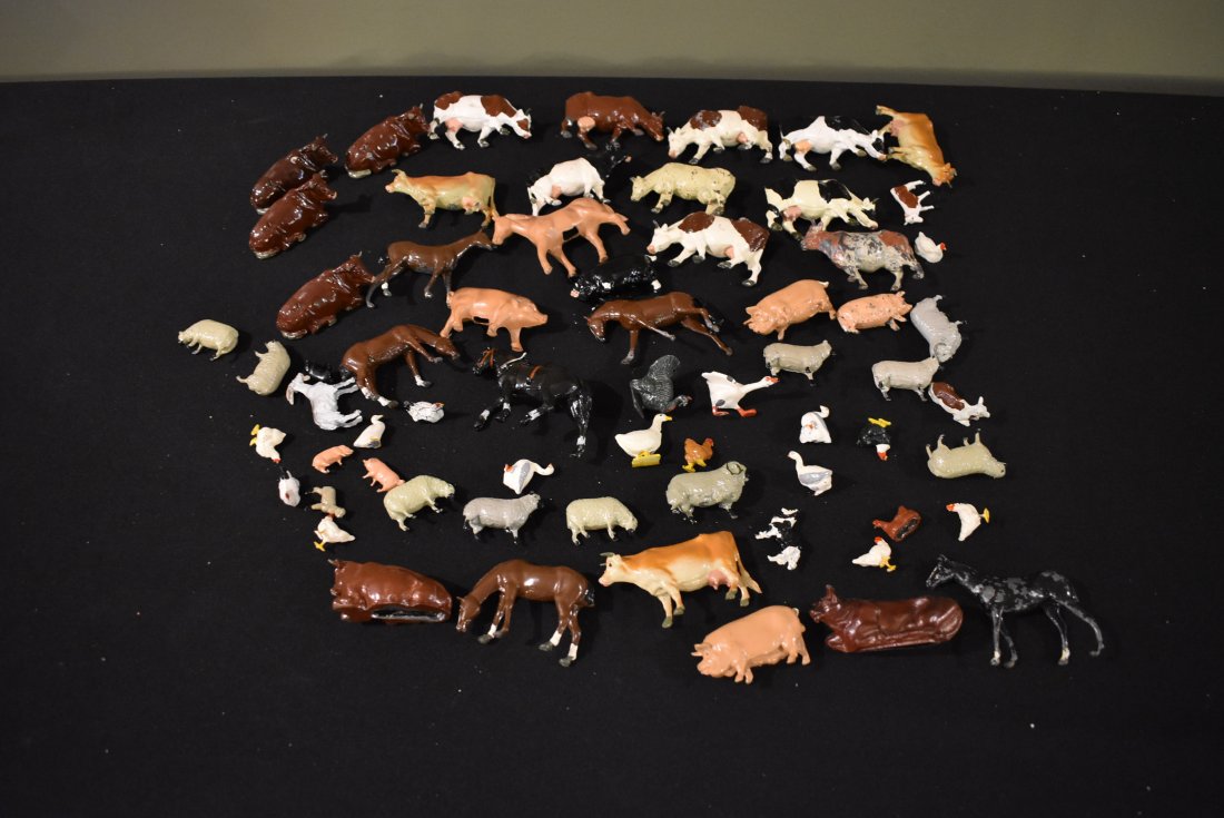 Large Lot of Vintage Britains Metal Animals (1 of 3)