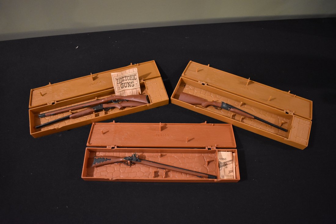 Lot of Vintage Marx Toys Shotguns: Lot of Vintage Marx Toys Shotguns, in boxes, as shown, they measure approx. 9.5" long