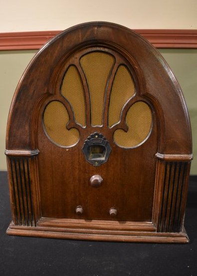 Vintage Philco Tube Radio Model 46E Working (1 of 4)