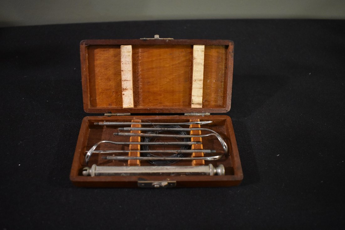 Antique Medical Surgical Suture Kit ca.1890-1910 (1 of 3)