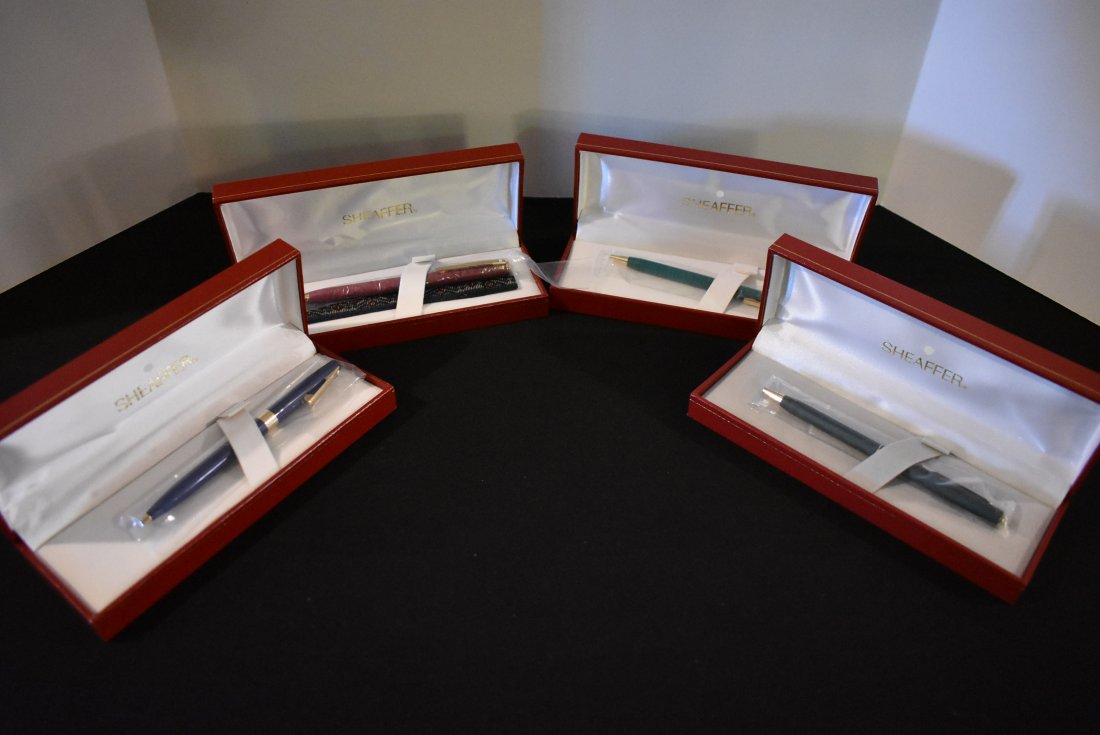 Lot of 4 Vintage Sheaffer Pens NEW (1 of 4)