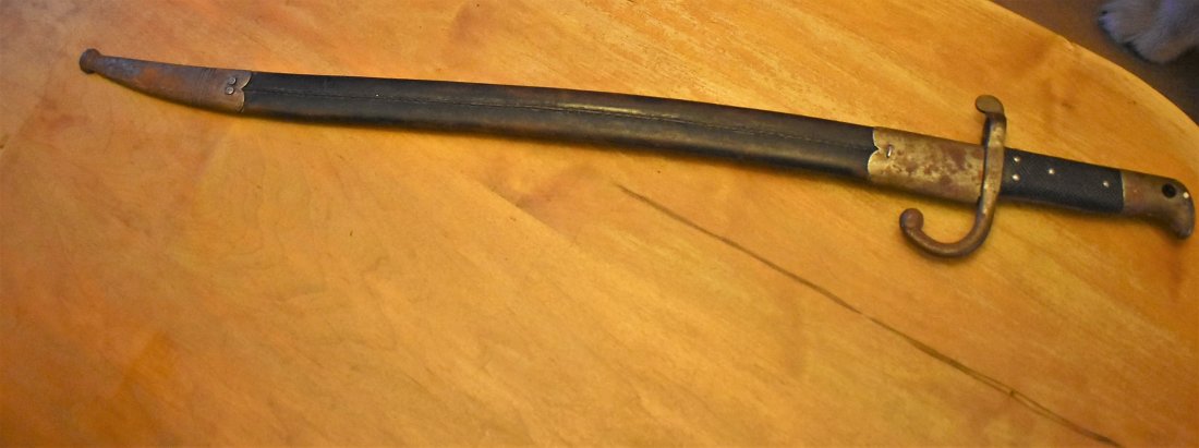 Weyersberg Solingen Long Bayonet with Scabbard: Weyersberg Solingen WWI? Long Bayonet with Scabbard. Measures 26.75" long.