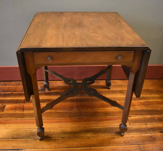 Kittinger Buffalo Drop Side Mahogany Side Table