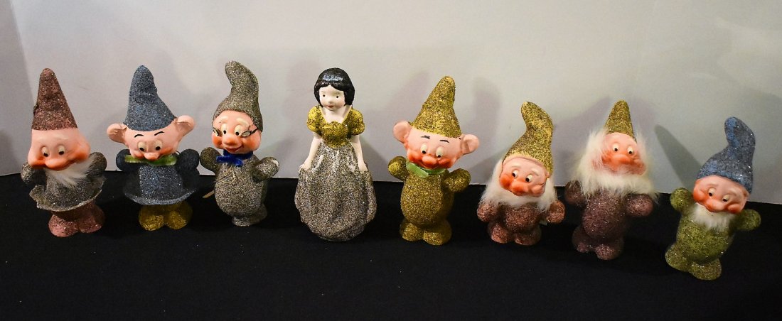 Vintage W.D.P. Germany Snow White & 7 Dwarfs Candy Cont: Full Set of Vintage WDP made in Germany Snow White & the 7 Dwarfs Paper over Wood Candy Containers/Ornaments. Most still have tags.