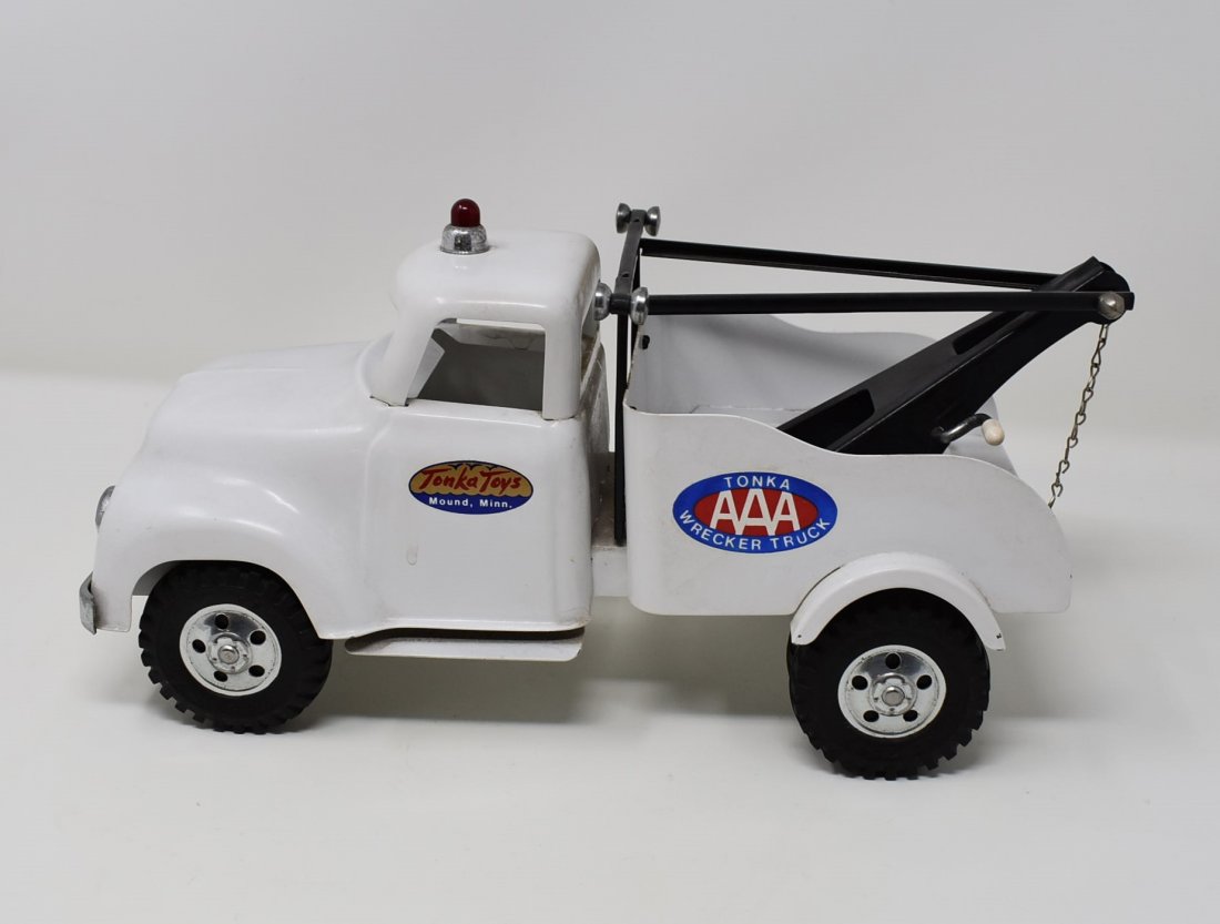 vintage toy tow trucks