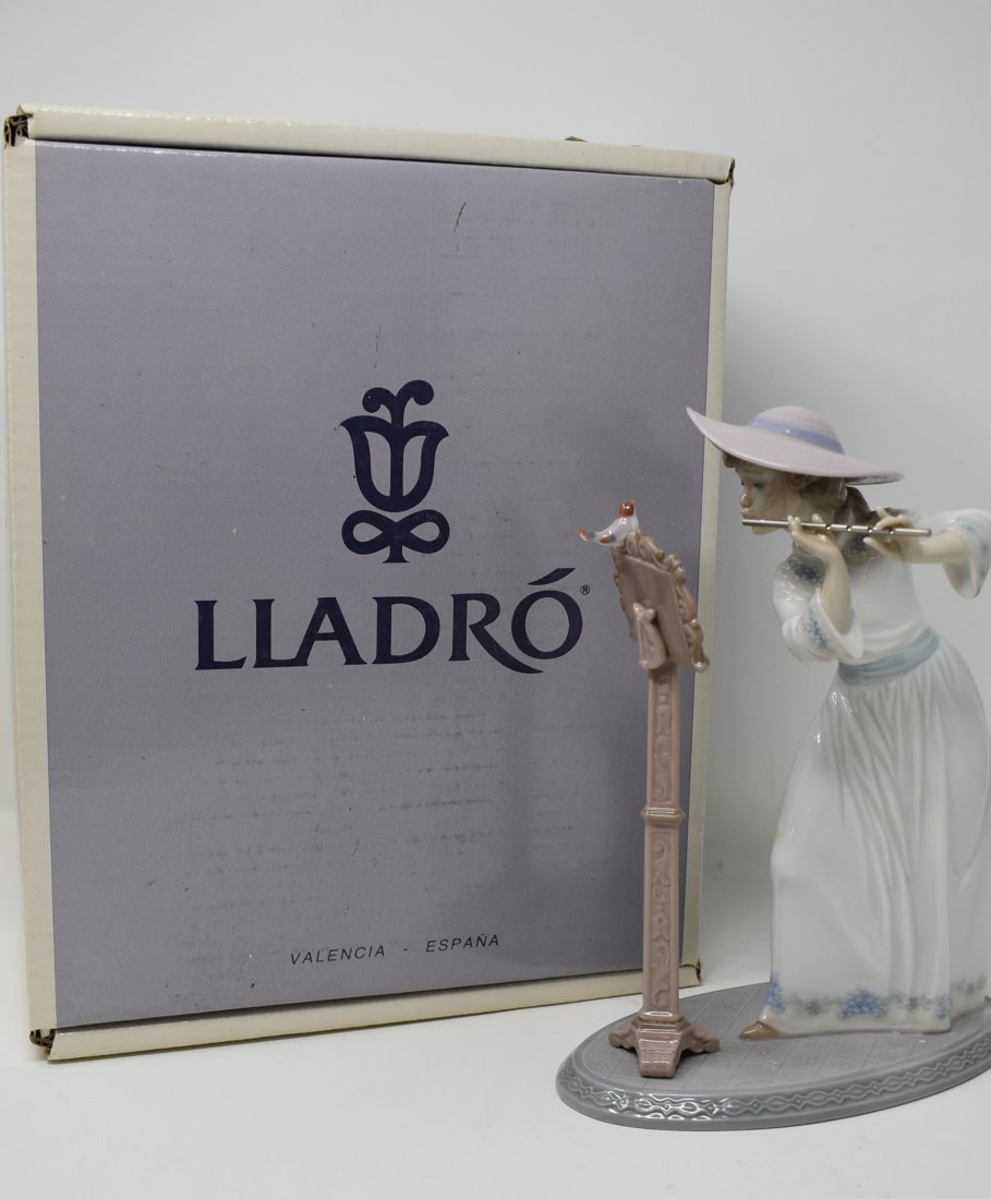 Lladro 6093 "Songbird": Lldro 6093 "Songbird", comes in original box, mint condition
