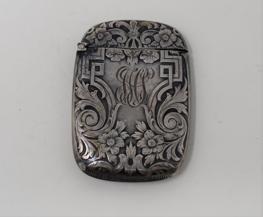 Antique Sterling Silver Match Safe Vesta: Antique Sterling Silver Match Safe/Vesta, measures 2.5"