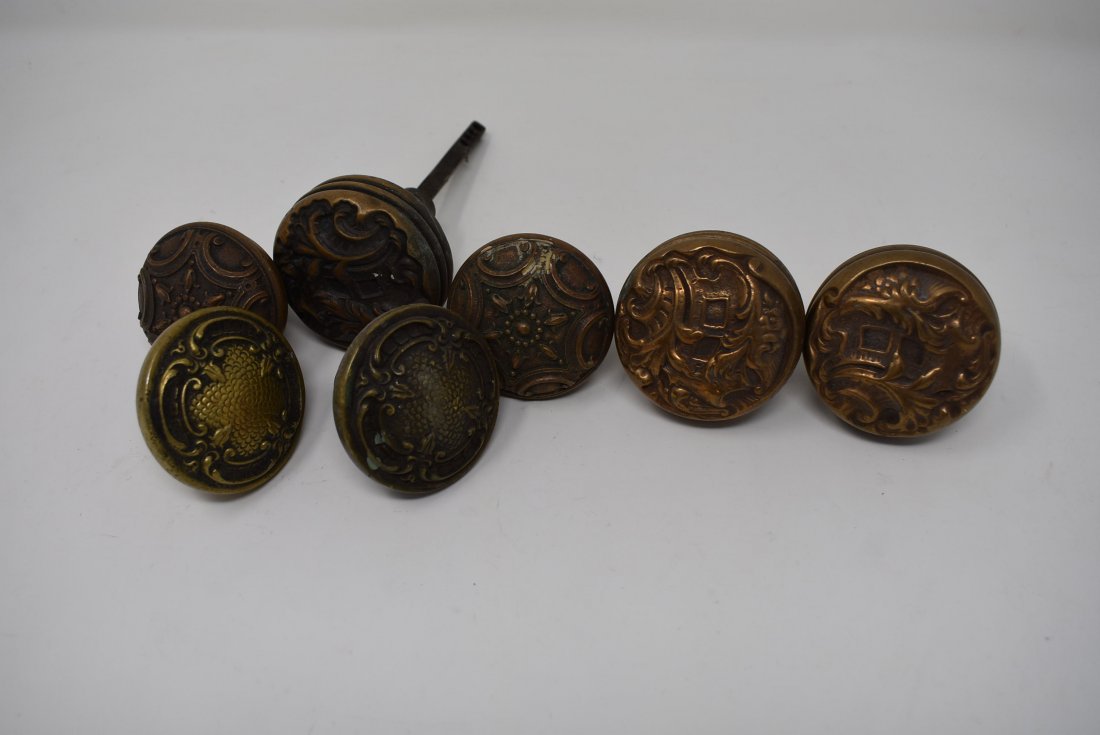 Gourp of Assorted Antique Brass Door Knobs Hardware: A Lot of 7 Assorted Antique Brass Door Knobs
