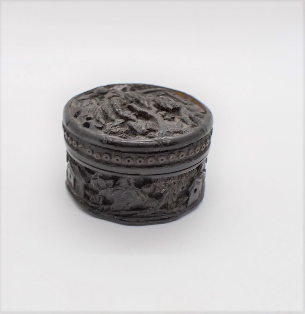 Antique Hand Carved Tortoise Shell Snuff Box (1 of 8)