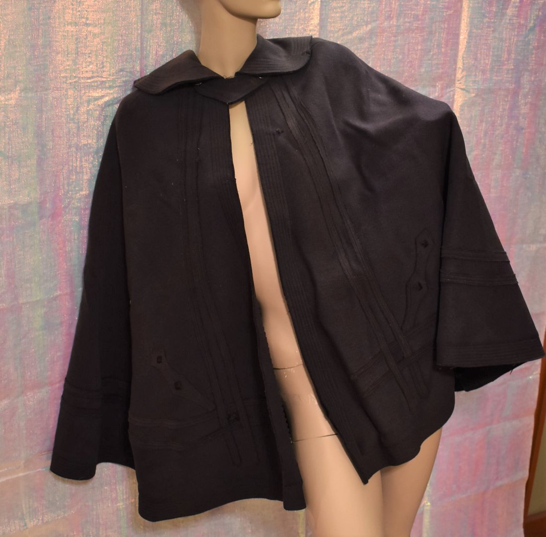 Victorian / Edwardian Heavy Wool Cape Capelet Cloak (1 of 6)