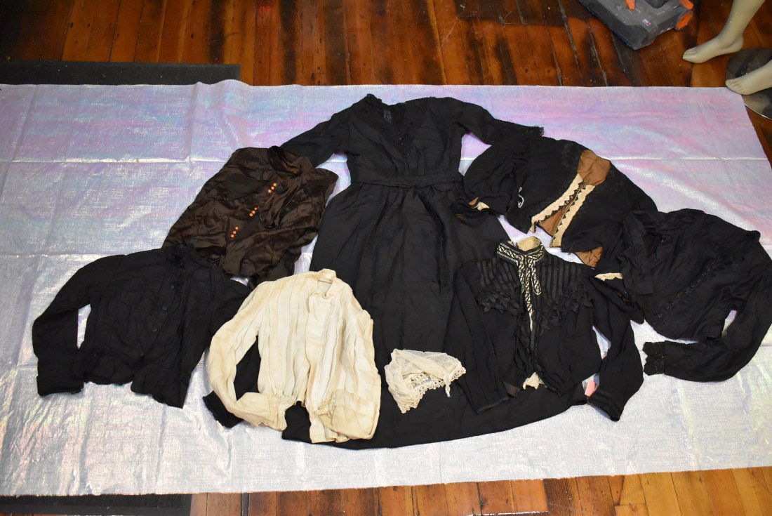 7 Piece Lot of Victorian / Edwardian Clothes (1 of 9)
