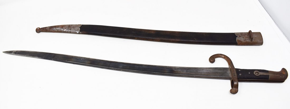 Weyersberg Solingen Long Bayonet with Scabbard: Weyersberg Solingen WWI? Long Bayonet with Scabbard. Measures 26.75" long.