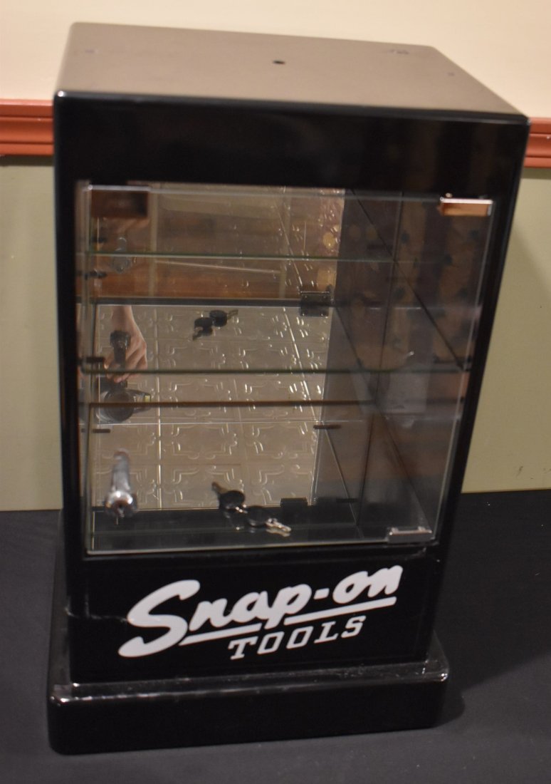 Snap-on Tools Display Case w/ Keys (1 of 8)