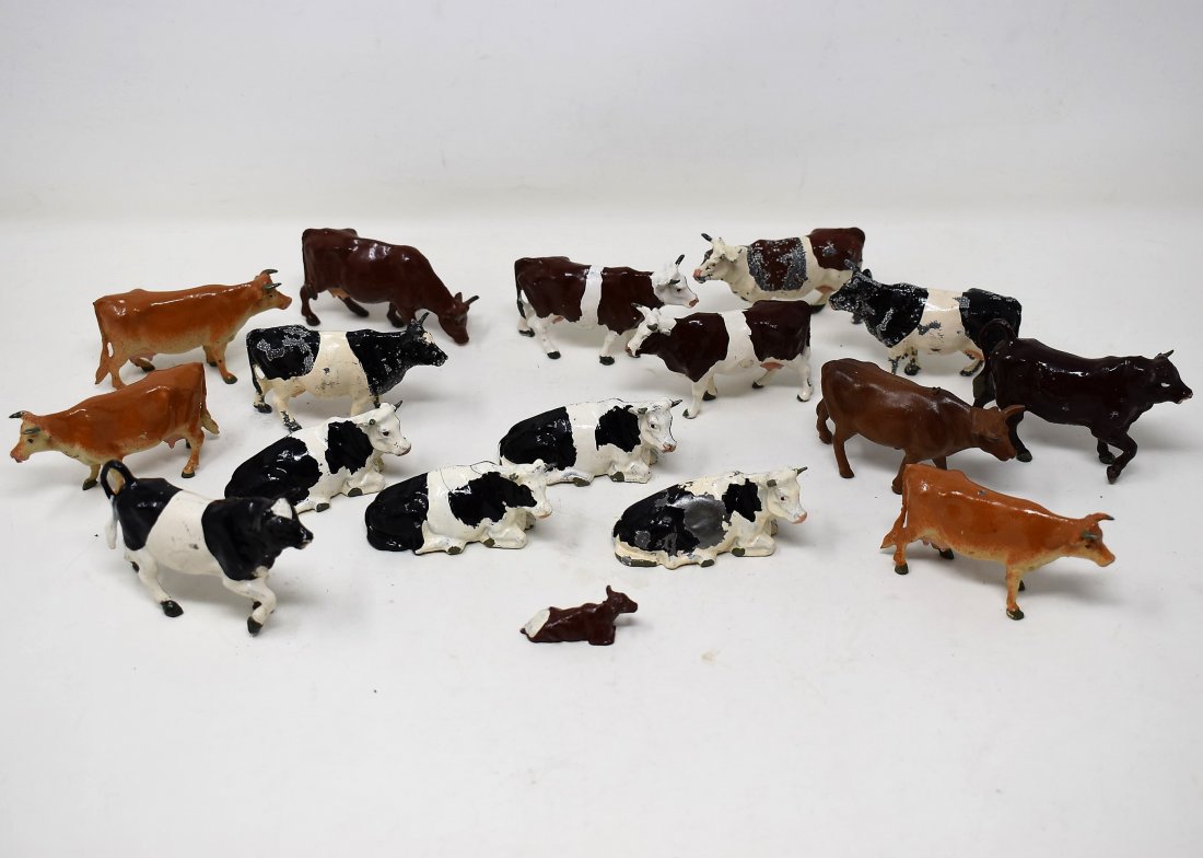 Lot of 17 Britain's Animals Cows Calves & Bulls (1 of 4)